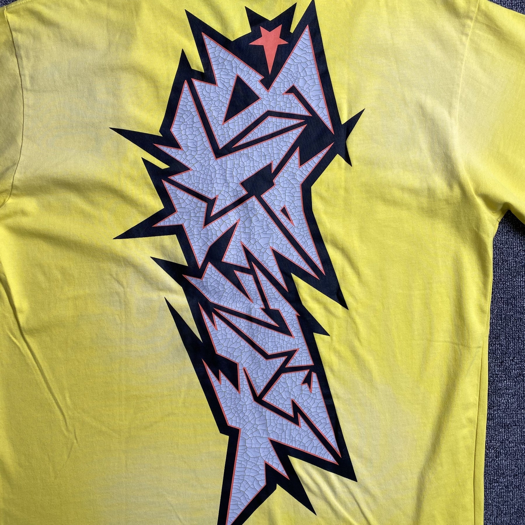 Camisa Hellstar “Crack Print” ( Amarela )