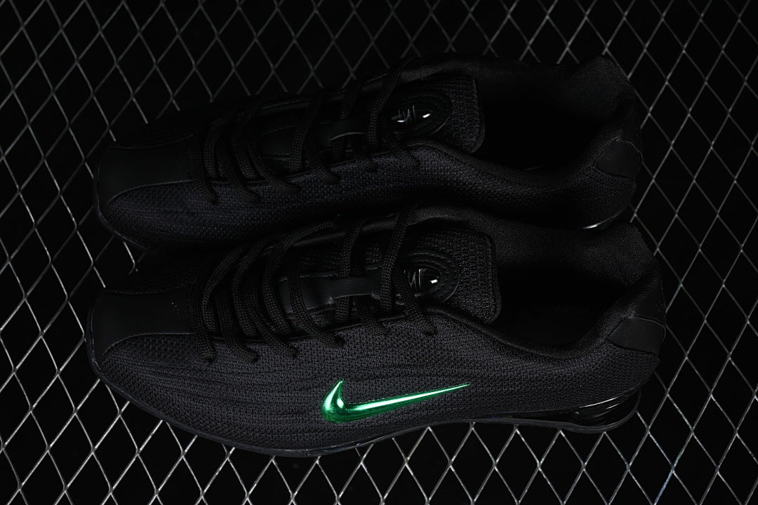 Nike Shox Z “Black Iridescent”
