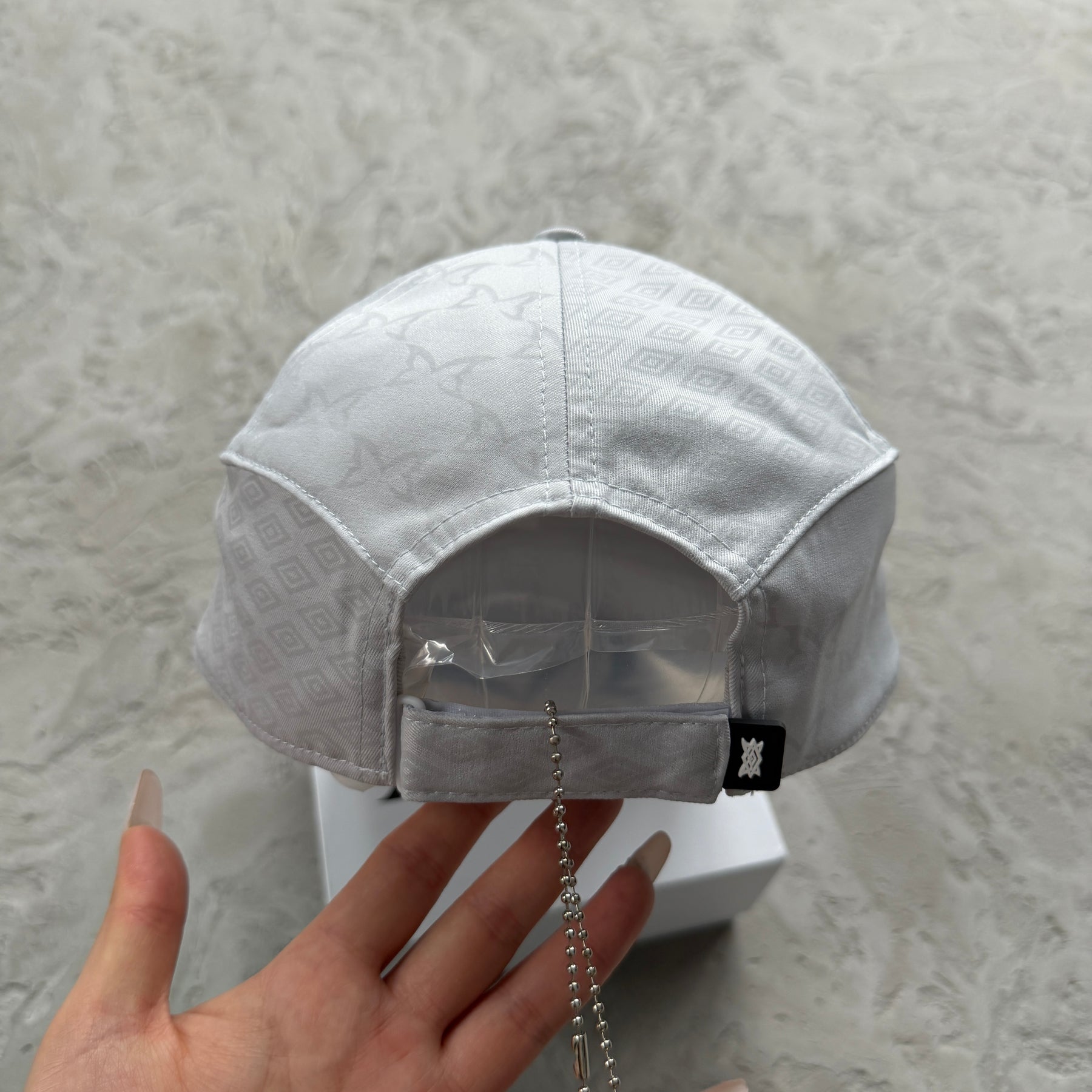 Boné Mertra “Reflective Technical Cap”