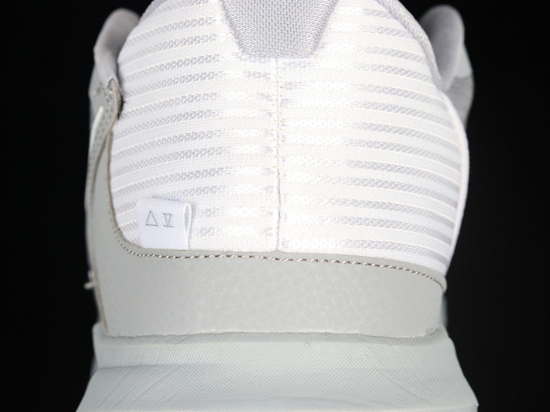 Nike Kyrie 5 “Light Grey”