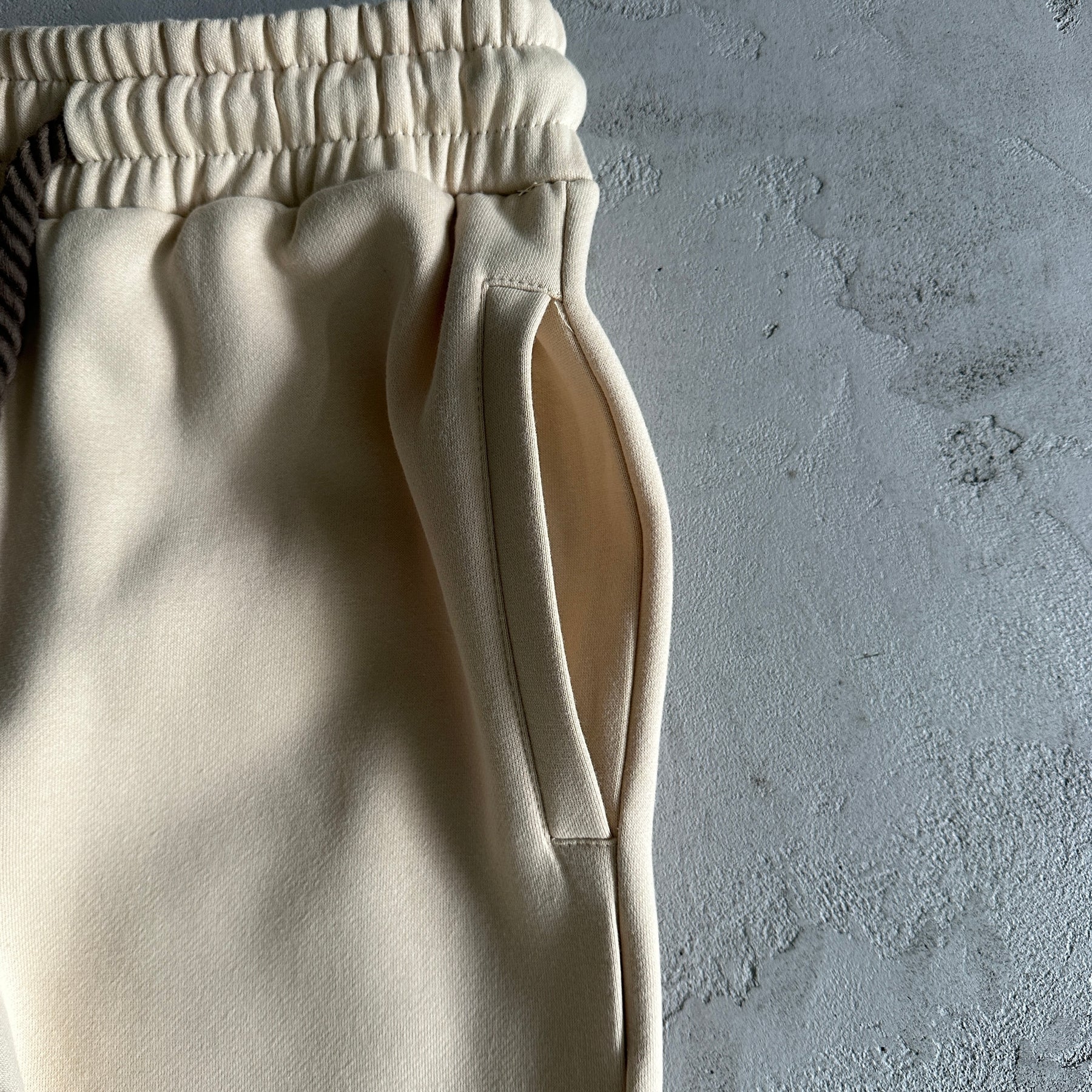 Conjunto Syna World Frio ( Bege e Amarelo )