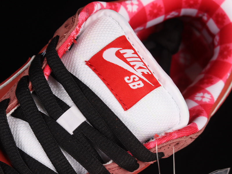 Dunk “Lobster Sport Red”