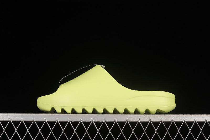 Yeezy Slide “Glow Green”