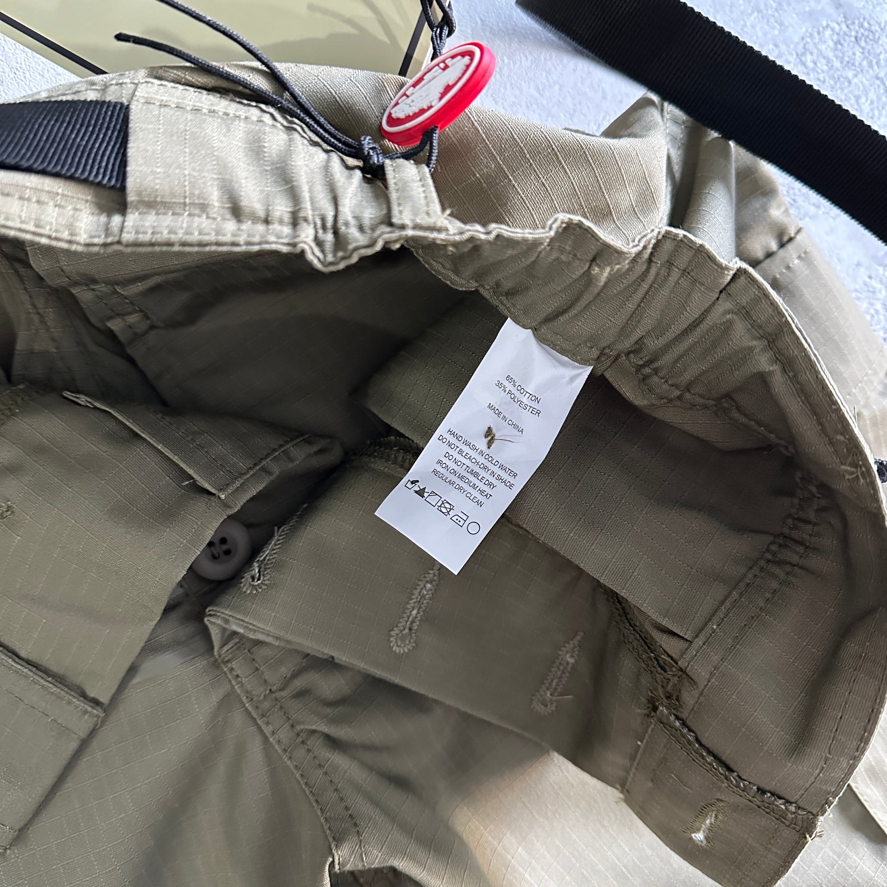 Calça Corteiz “Military Green”