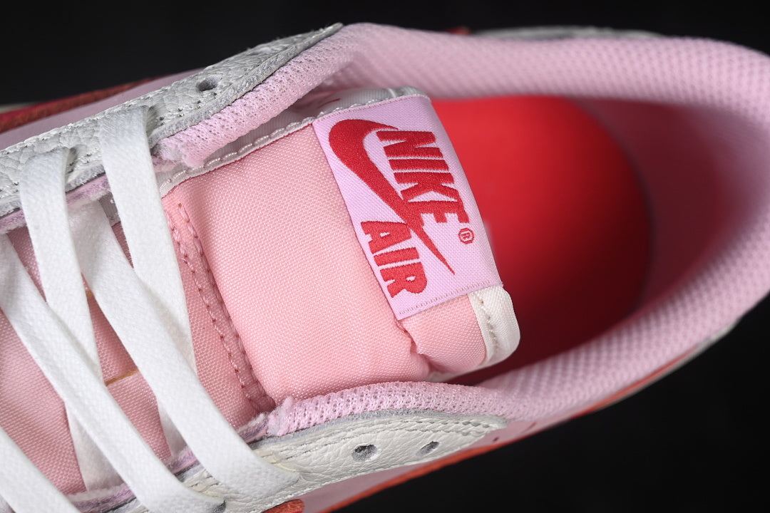 Air Jordan 1 Low x Travis Scott “Tropical Pink”
