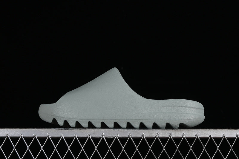 Yeezy Slide “Resin Salt”
