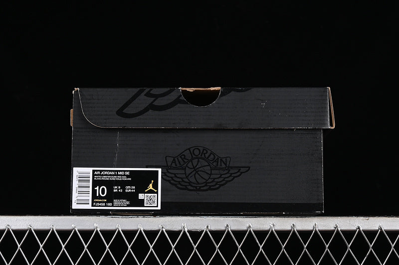 Air Jordan 1 High “White Dune Red”