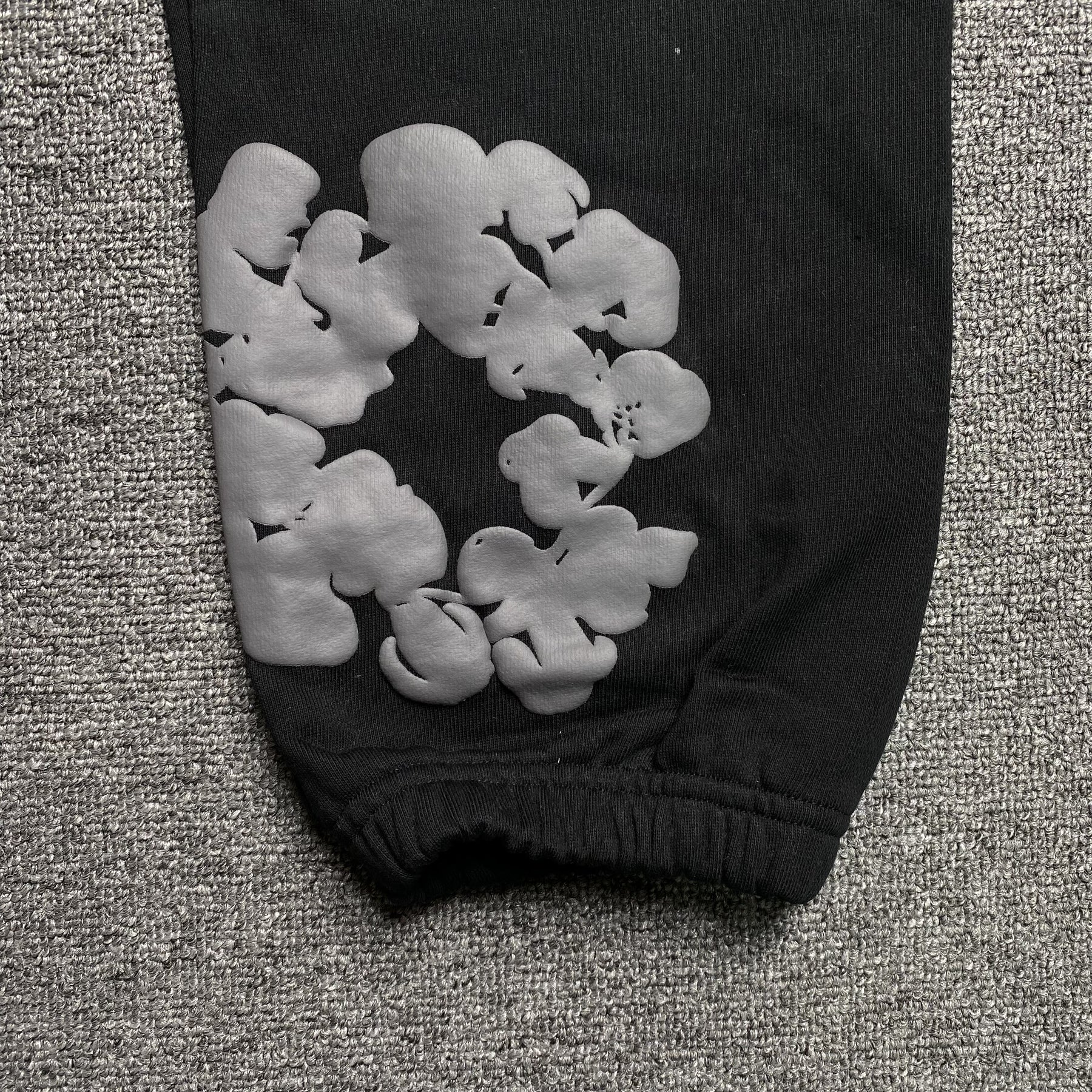 Conjunto Denim Tears ( Preto com Cinza )