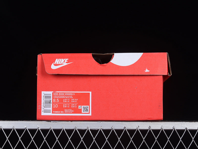 Vomero 5 “Wolf Grey"