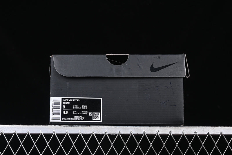 Nike Kobe 6 “Black And White”