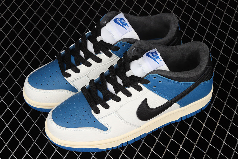 Dunk “Royal Blue”