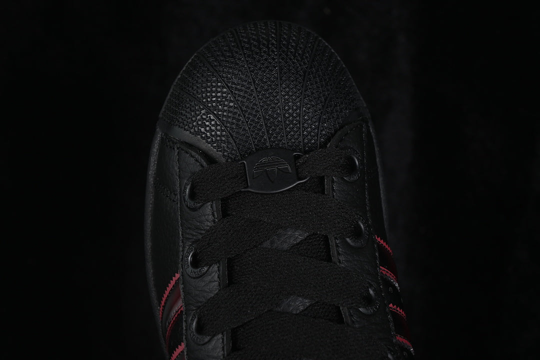 Adidas Campus “Super Star II Core Black Team Victory Red”