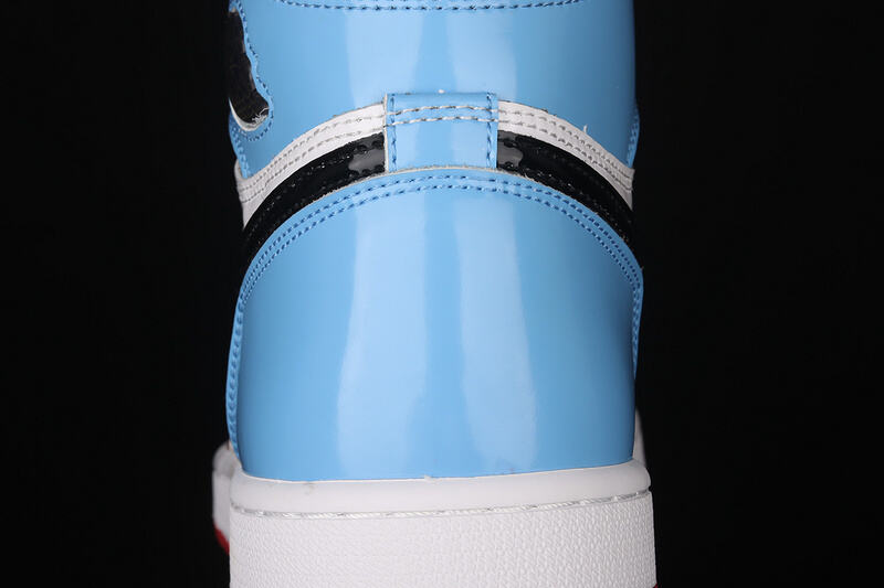 Jordan 1 High “Fearless”