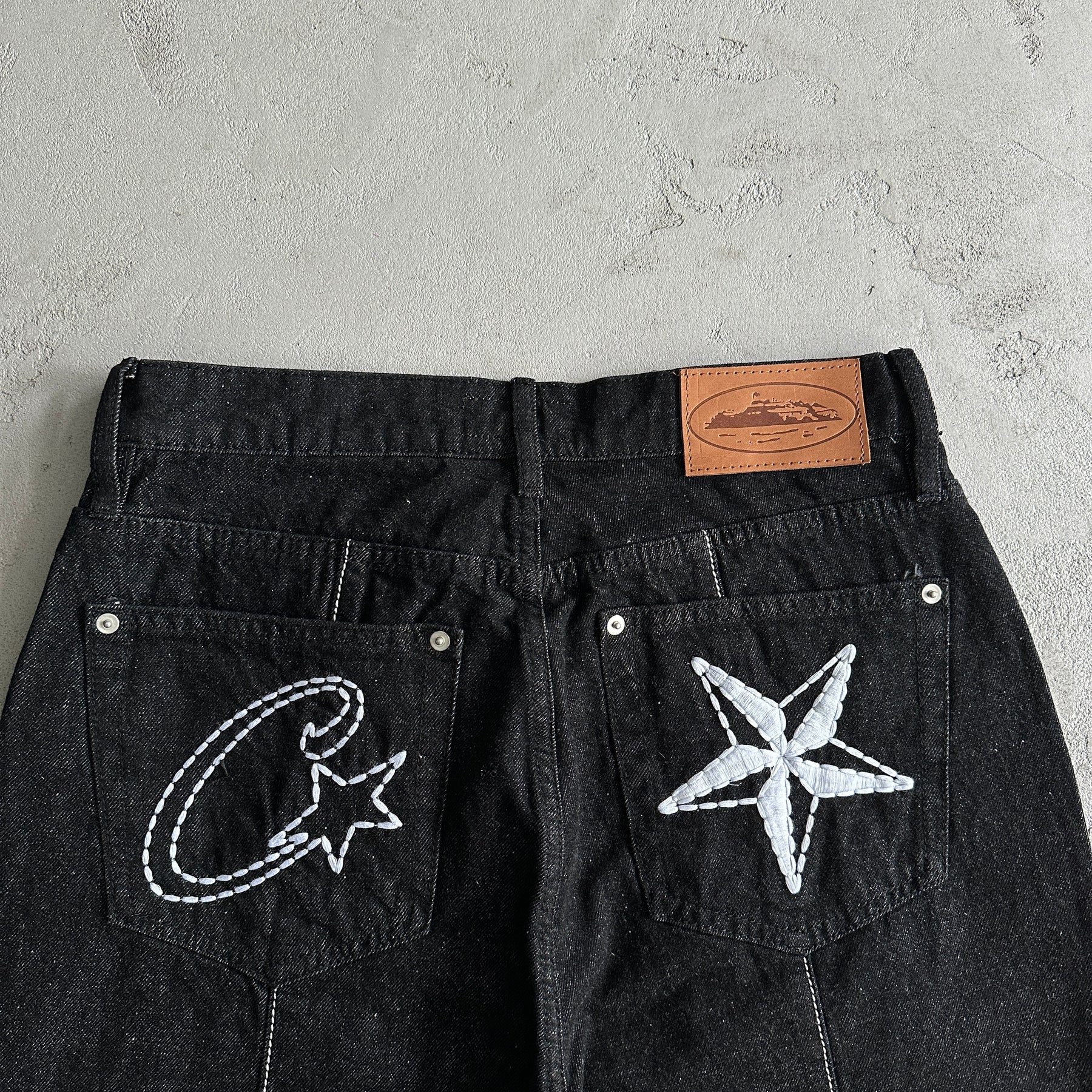 Shorts Corteiz “Denim Genes ” ( Preto )