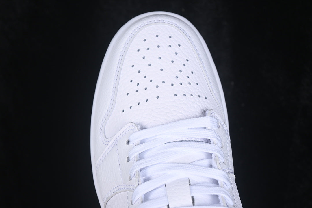 Air Jordan 1 Low “White Metallic Silver”