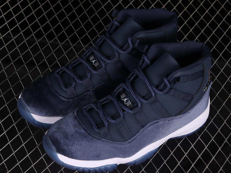 Air Jordan 11 “Midnight Navy Valvet”