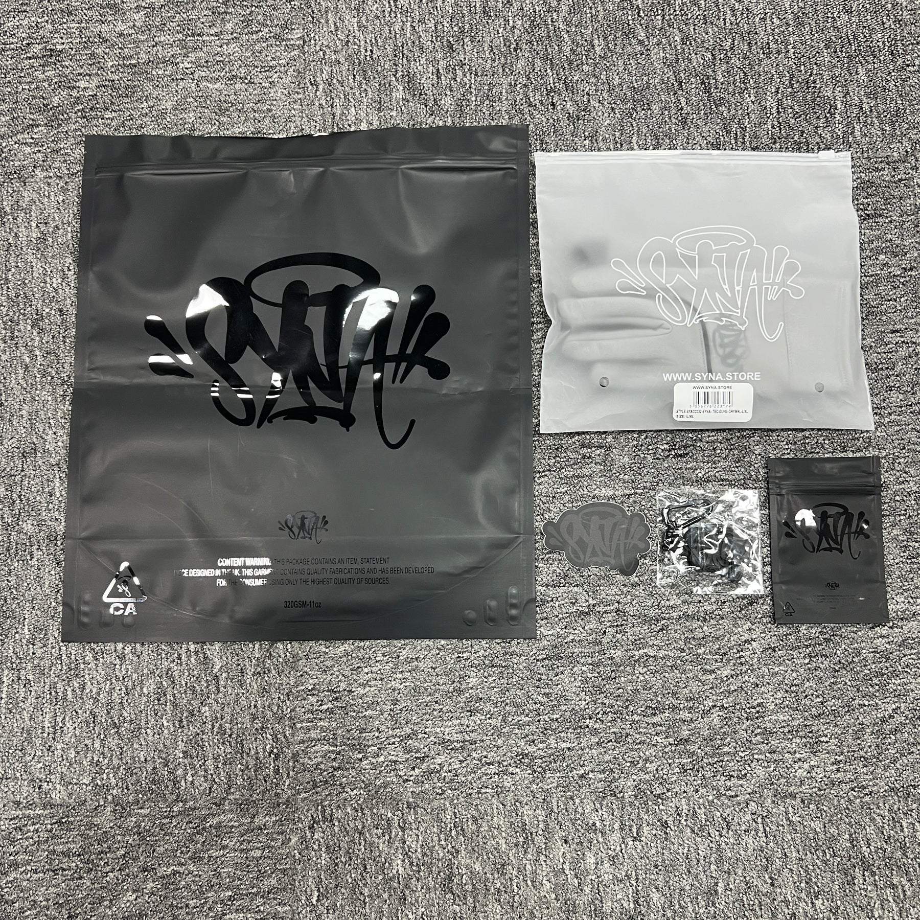 Luva Syna World ( Branca )