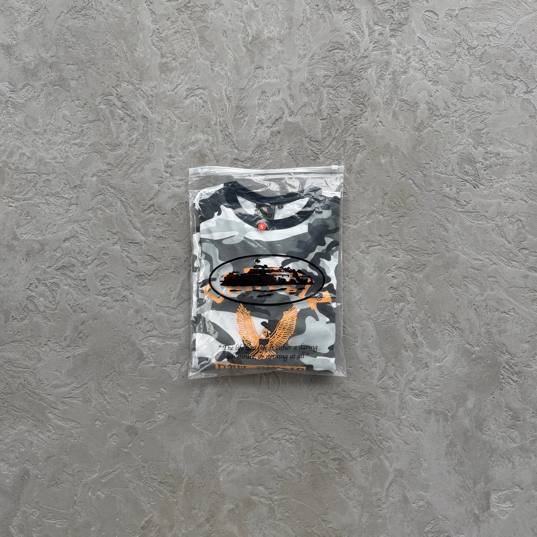 Sueter Corteiz “Eagle Camo Thermal”