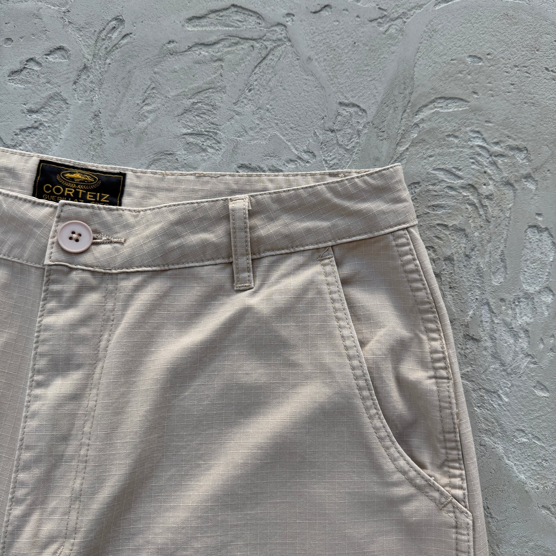 Calça Corteiz “Guerillaz Cargo Pant”