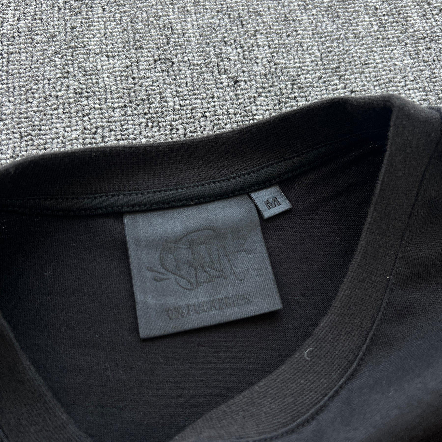 Camisa Syna World “Halloween Phone”