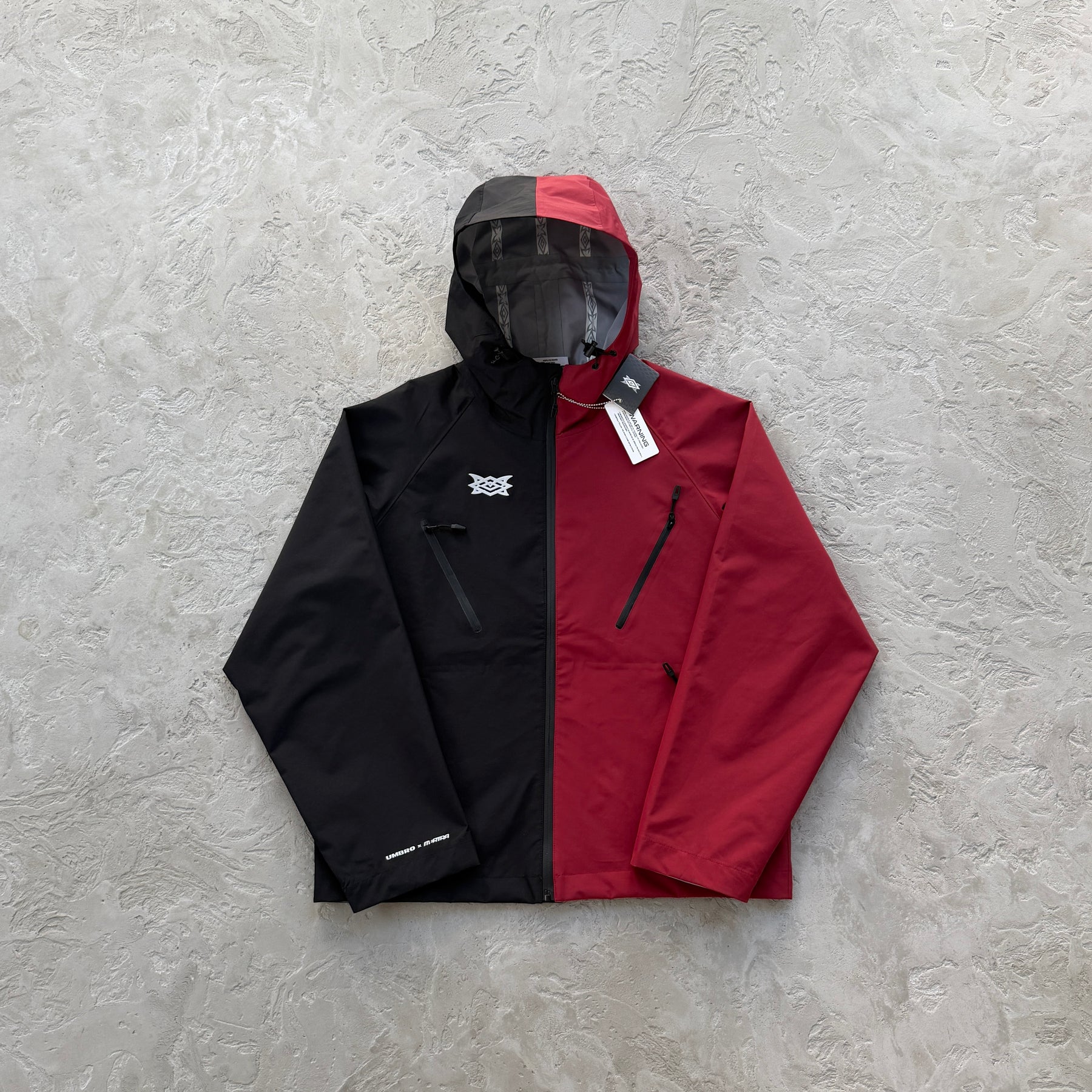 Corta Vento Mertra “Water Reactive ” ( Pova D'água ) ( Vermelho e Preto )
