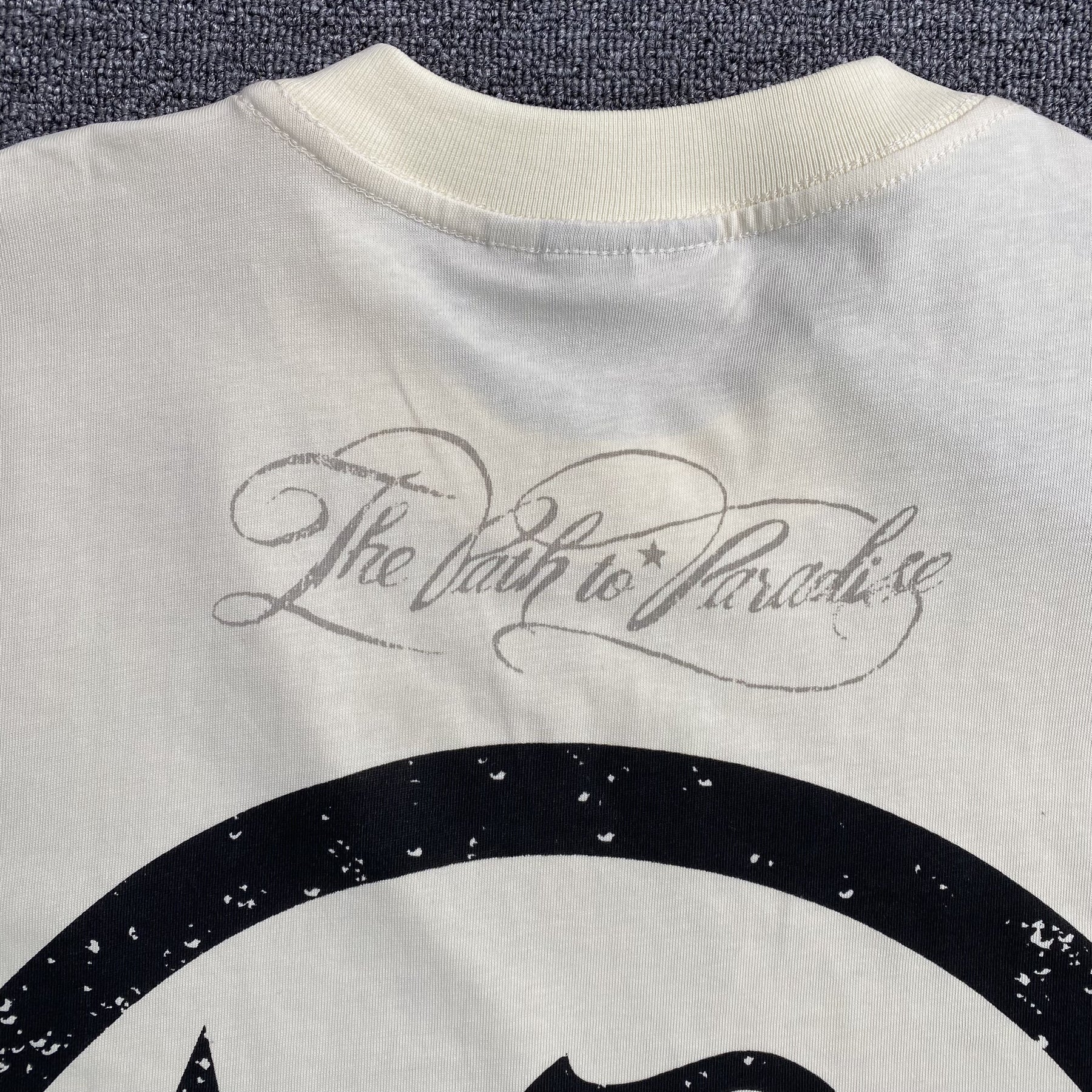 Camisa Hellstar “Path To Paradise” ( Off White )