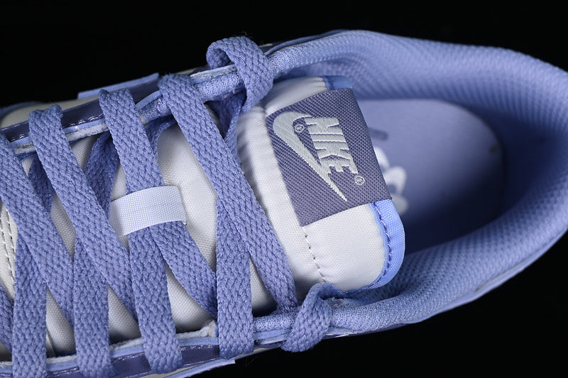 Dunk “next nature”