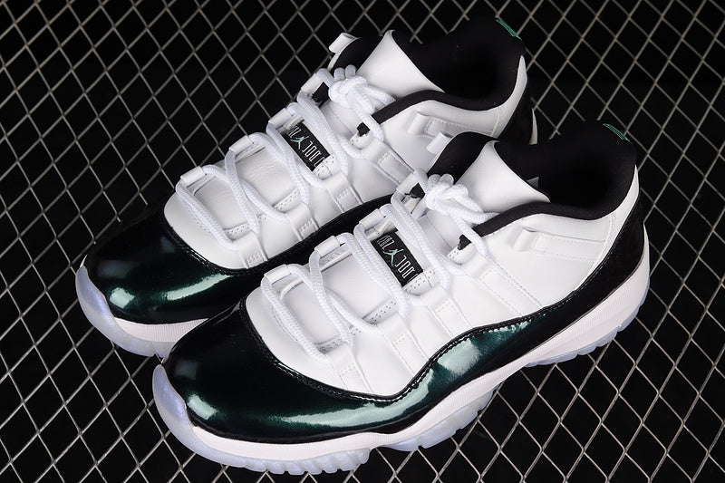 Air Jordan 11 Low ” Iridescent ”
