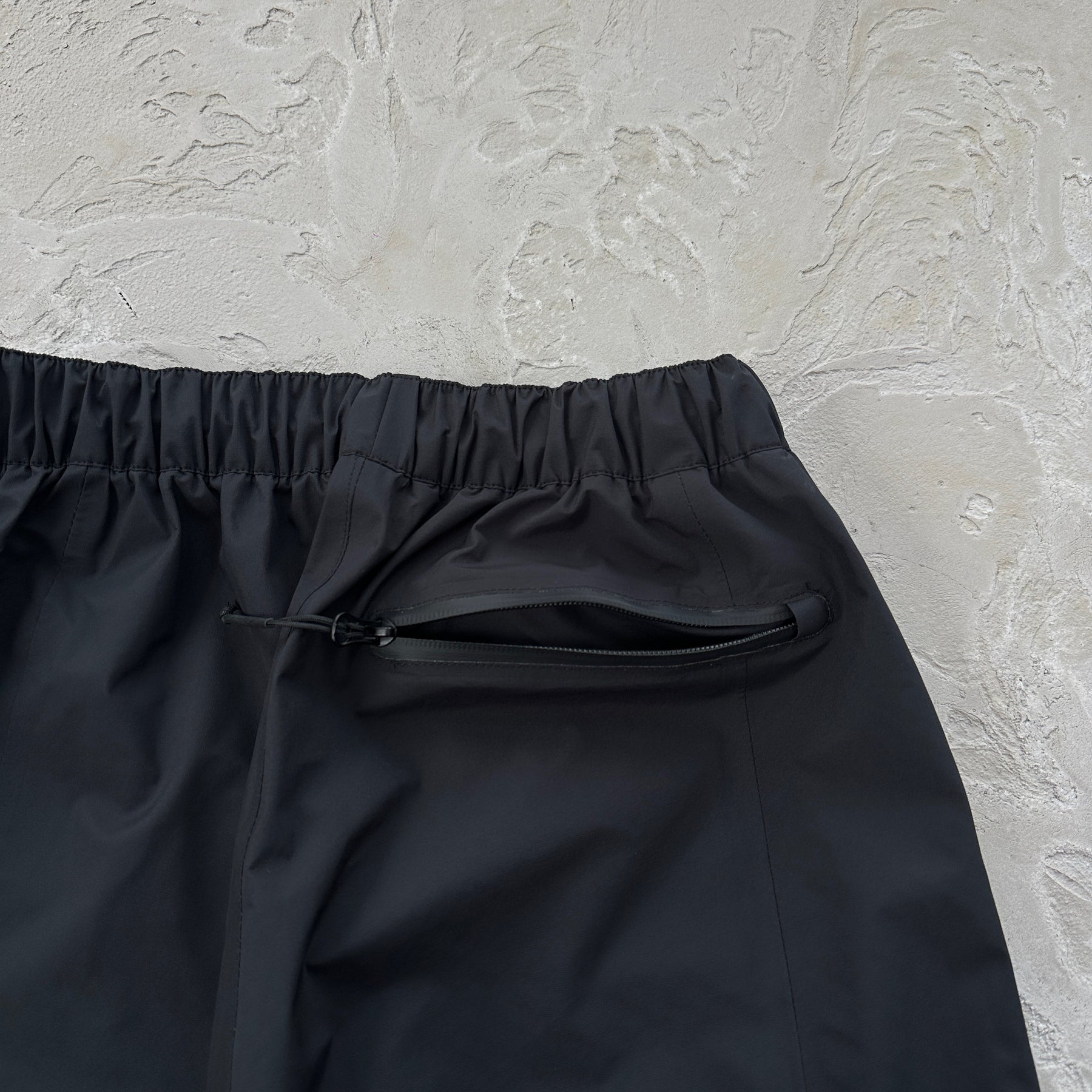 Calça Corteiz “Basics Crtz”