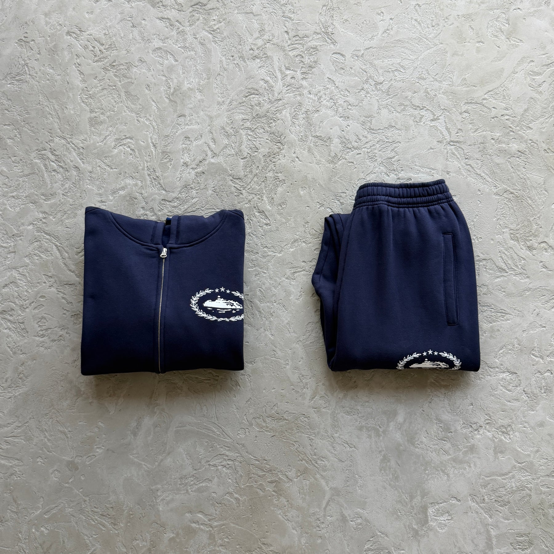 Conjunto Corteiz “Cortears Royale Zip” (Navy)
