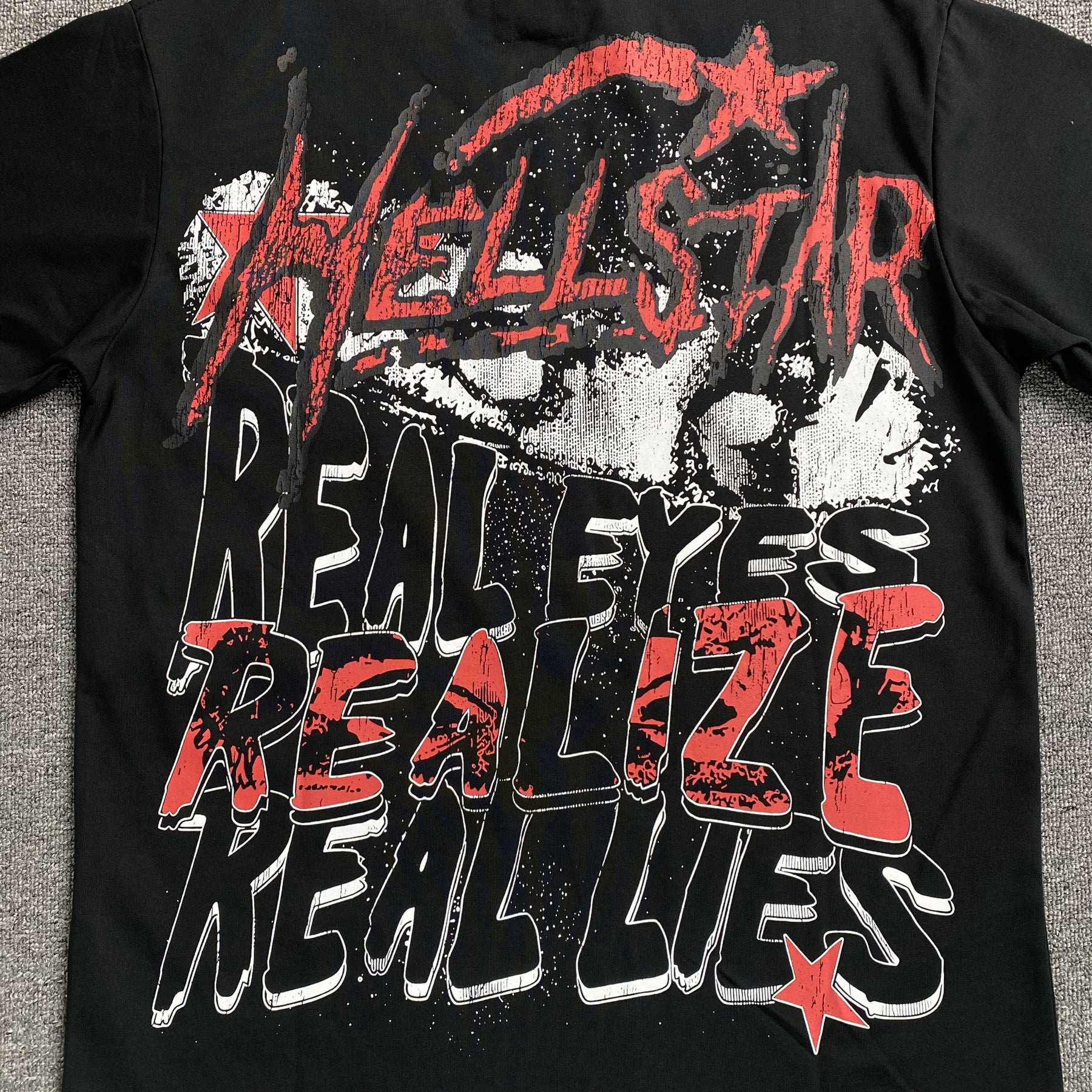 Camisa Hellstar “Real Eyes Realize Real Lies”