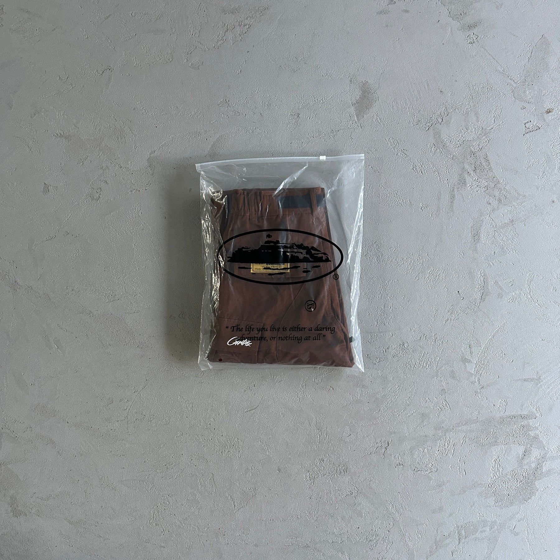 Calça Cargo Corteiz “Island Puff”