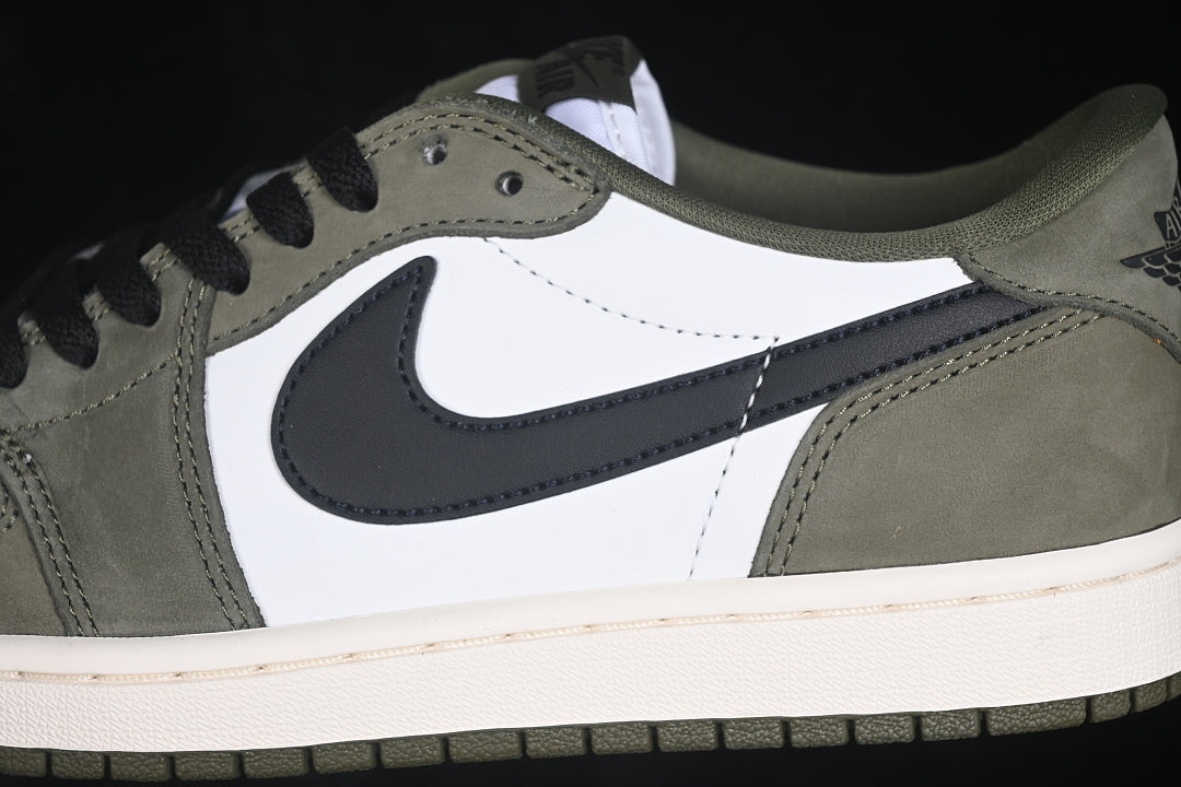 Air Jordan 1 Low "Medium Olive”