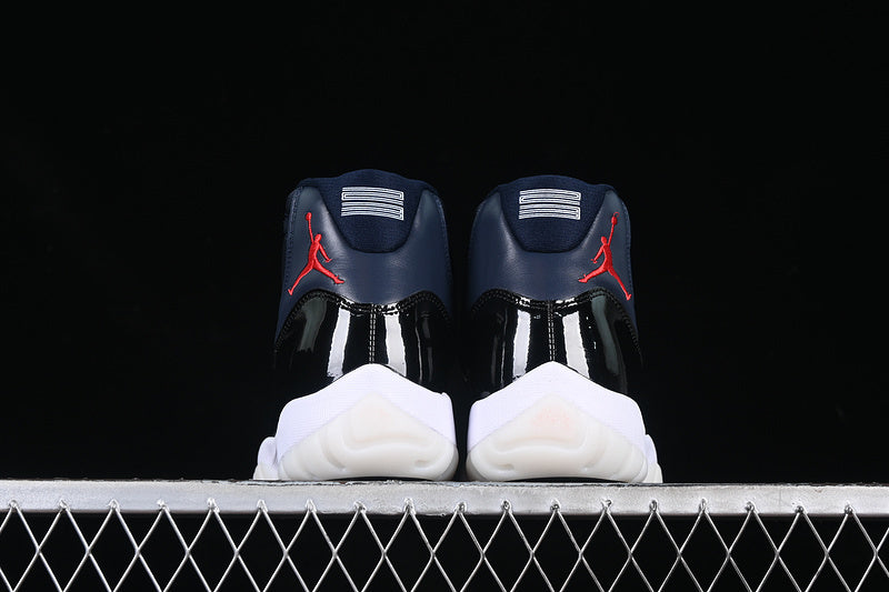Air Jordan 11 ”Midnight Navy”