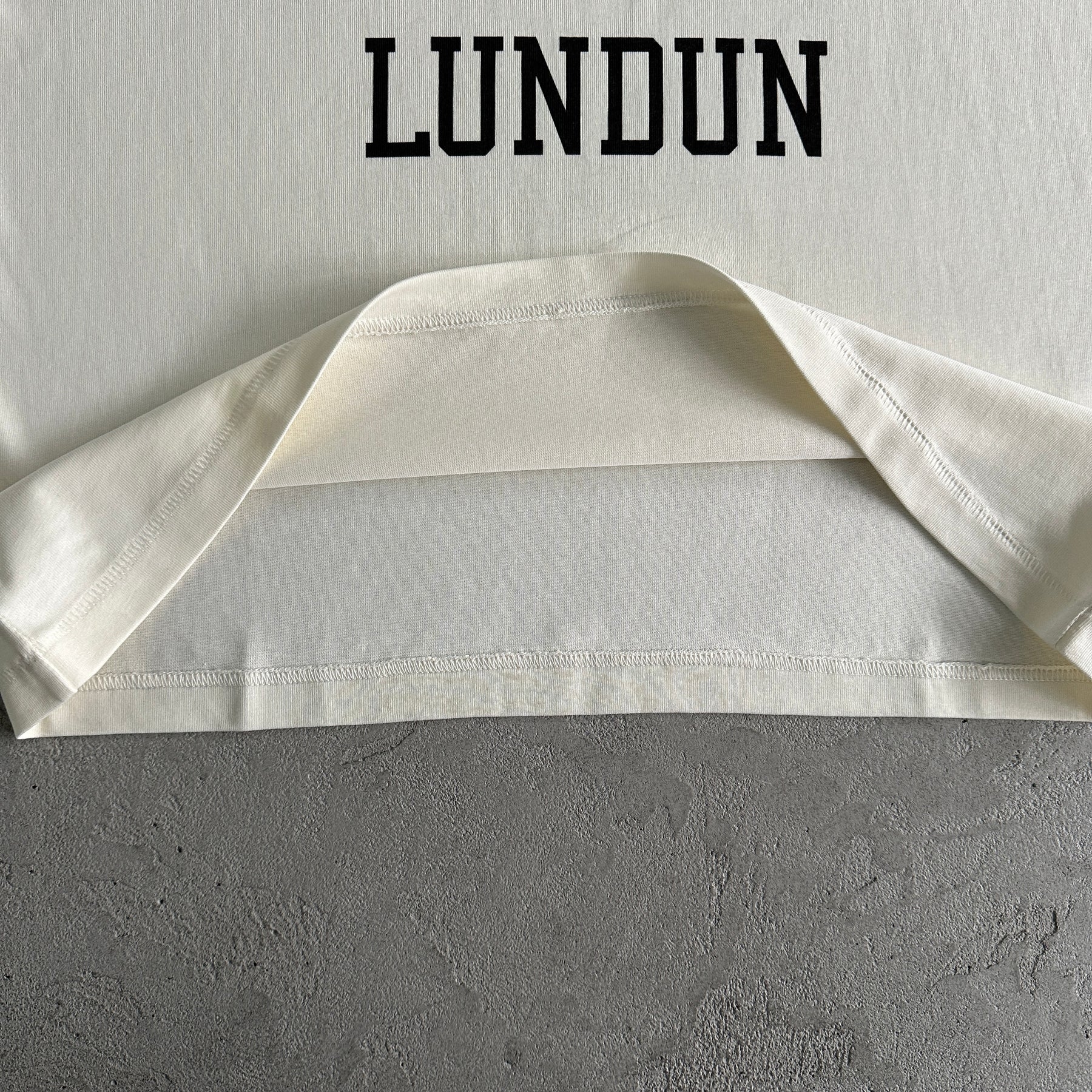 Camisa Corteiz “Rtw 18-23 Lundun”