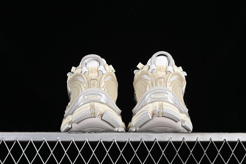 Balenciaga Runner Led ”Worn-Out”