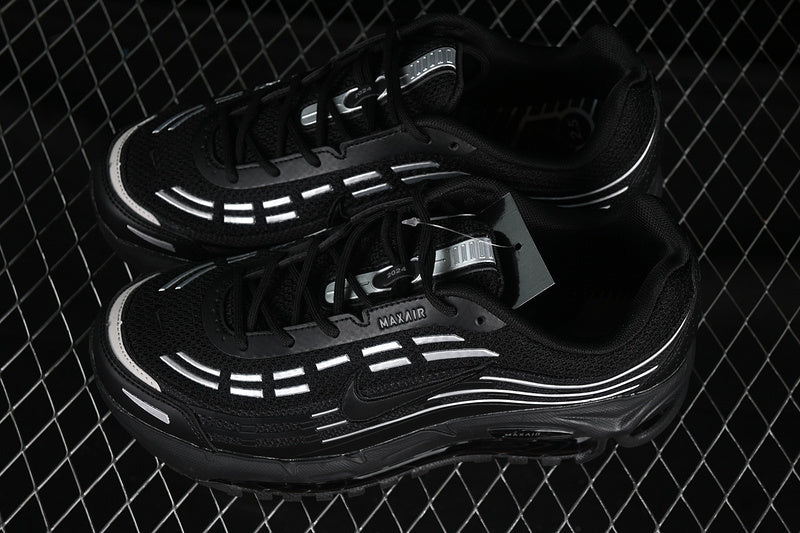 Air Max TL x Comme des Garçons