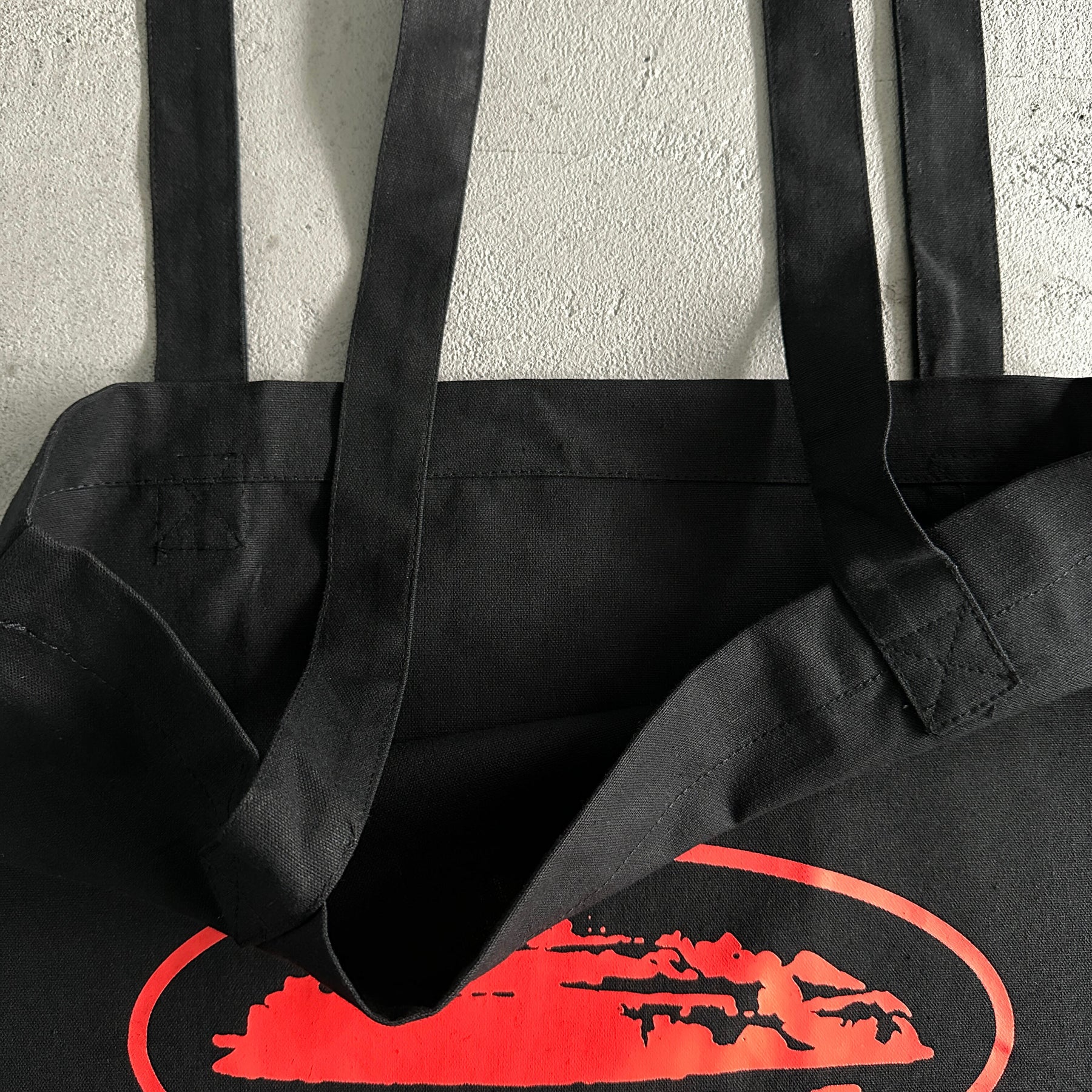 Shoulder Bag Corteiz ( Preta com Vermelha )