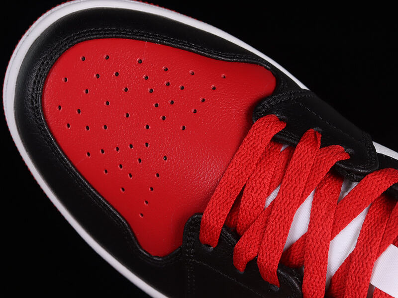 Jordan 1 High “Bred Toe”