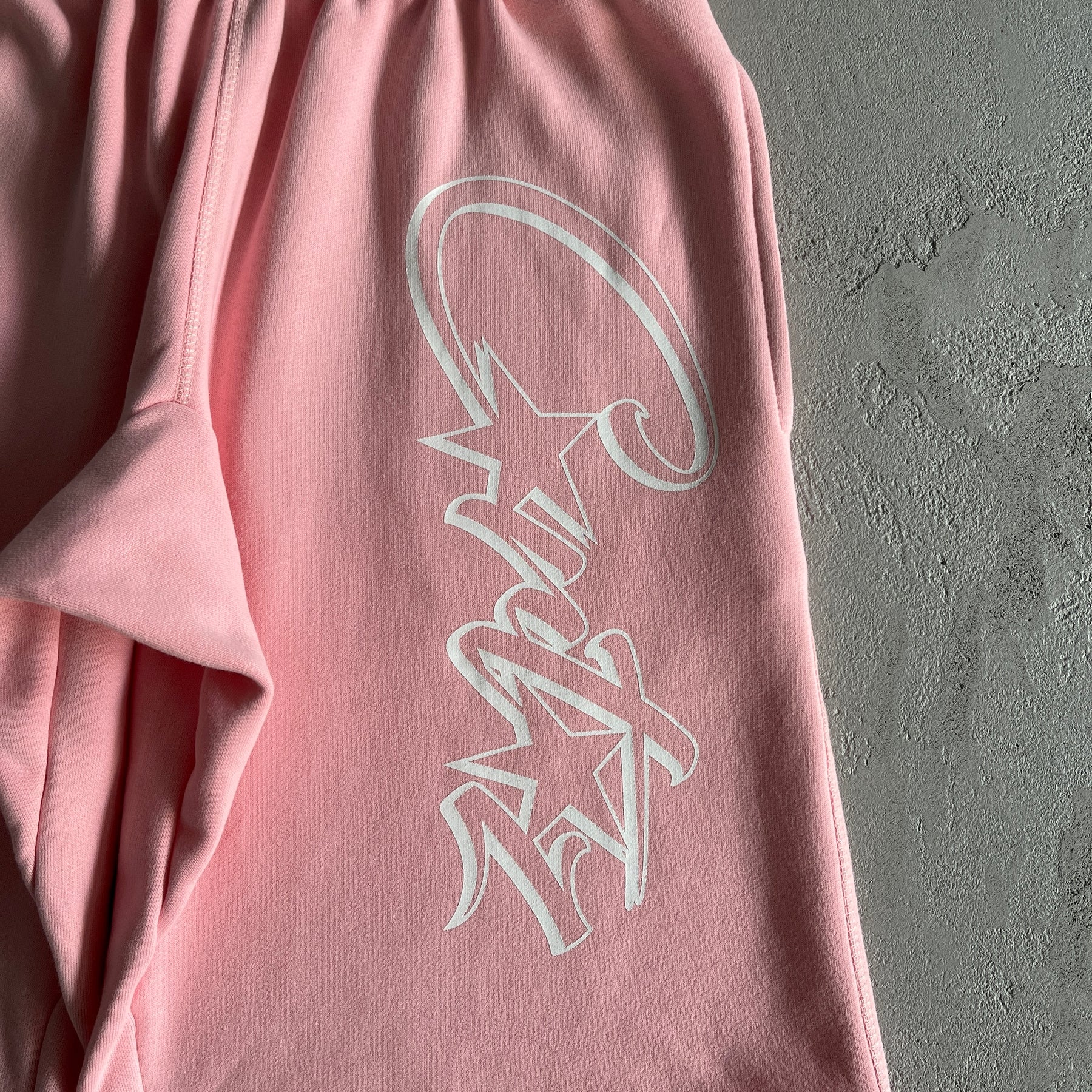 Conjunto Corteiz “Pink Letter Set”