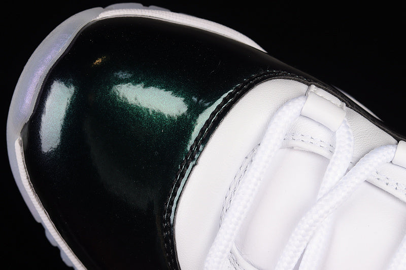 Air Jordan 11 Low ” Iridescent ”