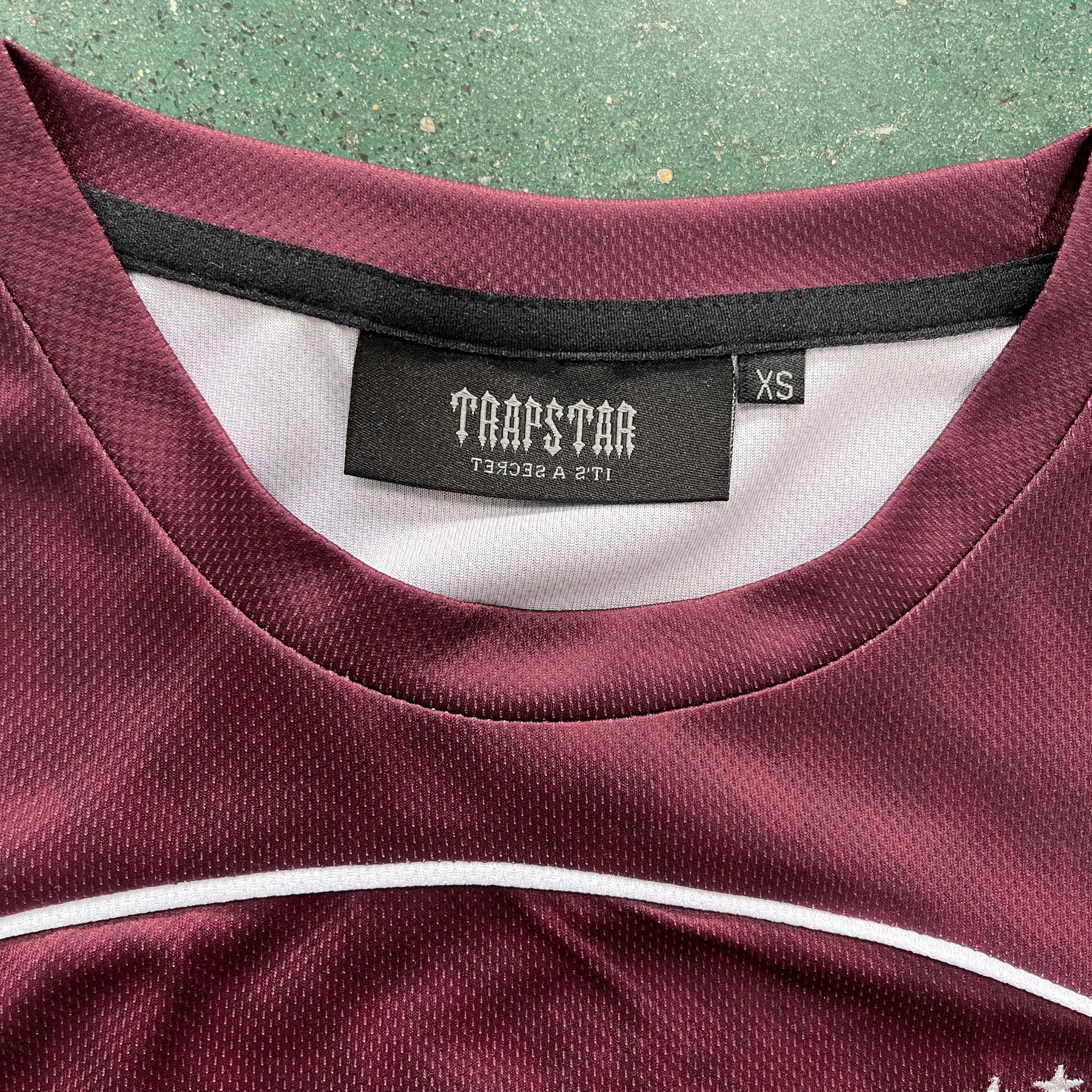 Camisa Trapstar “Football Jersey Burgundy” (Its a Secret)