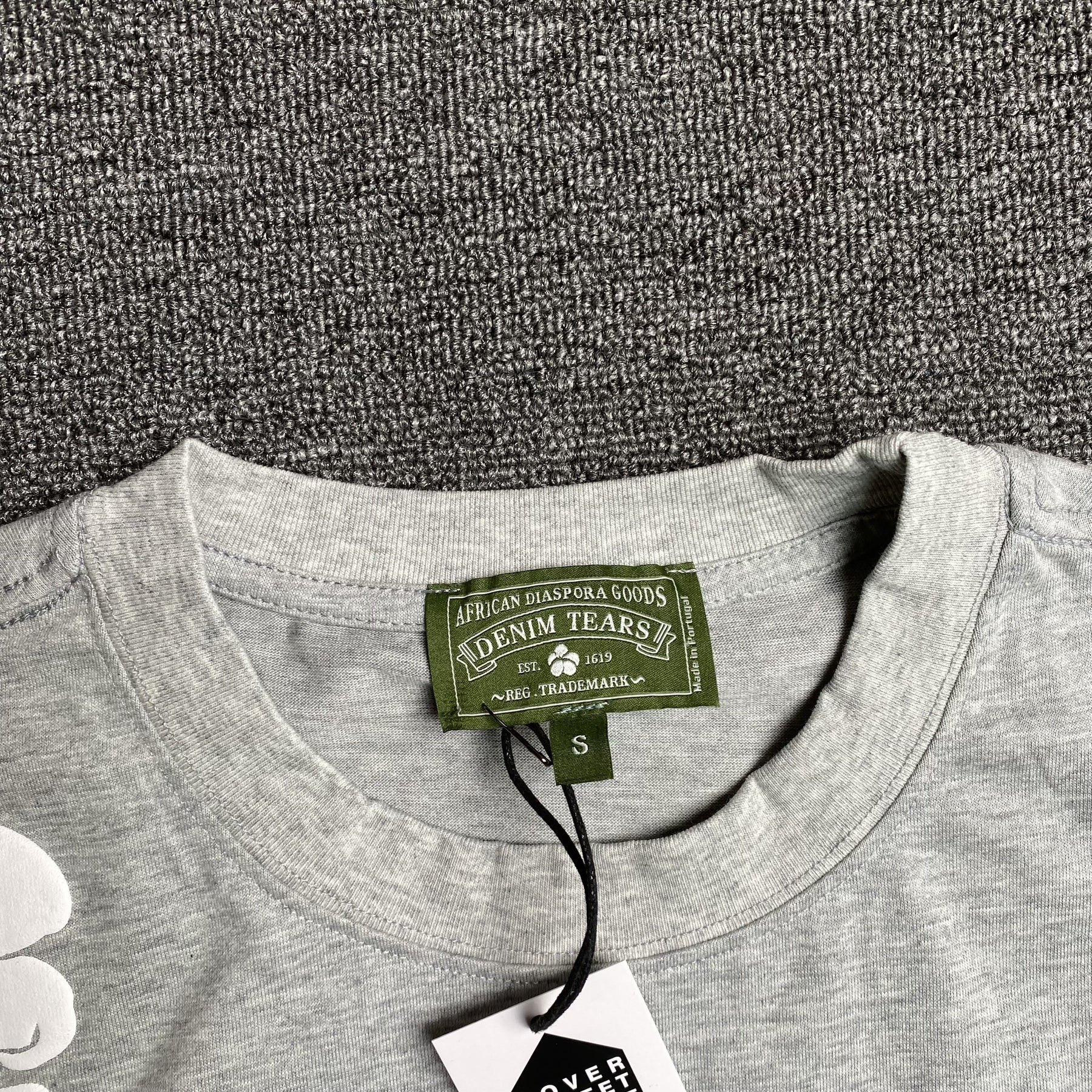 Camisa Denim Tears (Branca e Cinza)