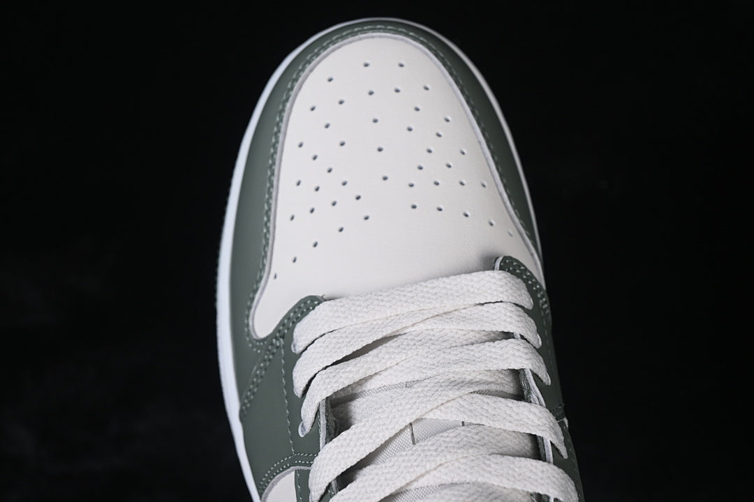 Air Jordan 1 Low "Military Green"