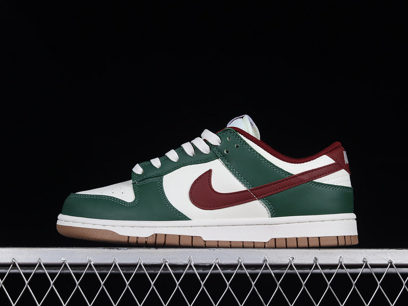 Dunk “Gorge Green”