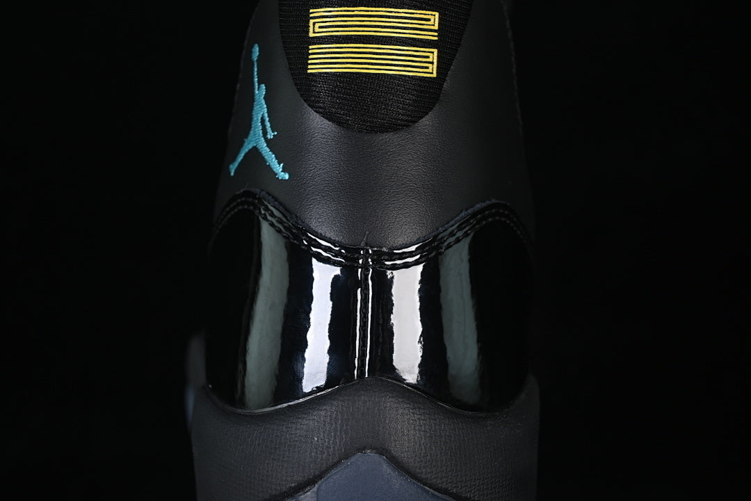 Air Jordan 11 ”Unc”