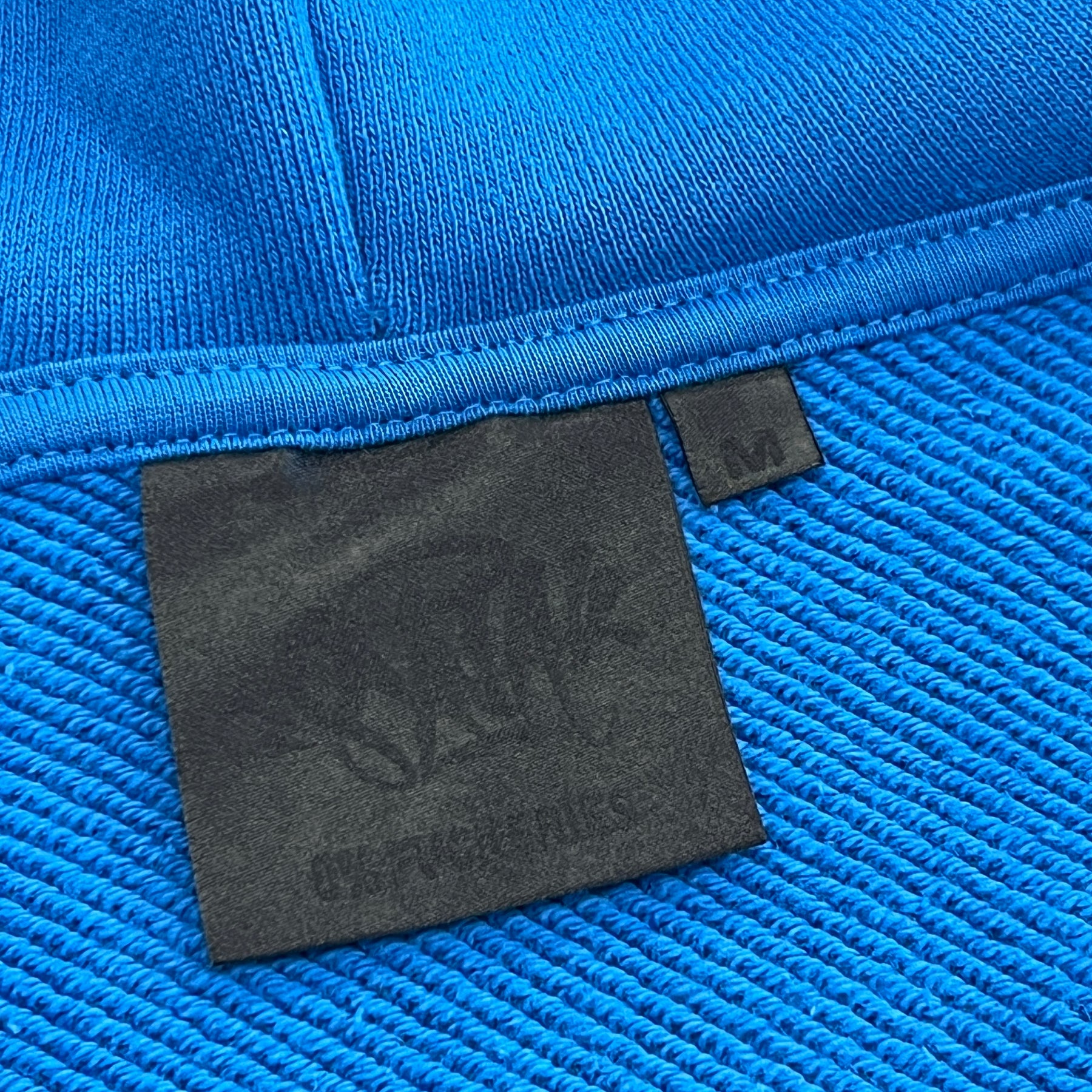 Moletom Syna World “Syna Void" ( Azul )