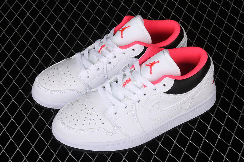 Air Jordan 1 Low “White Black Infrared”