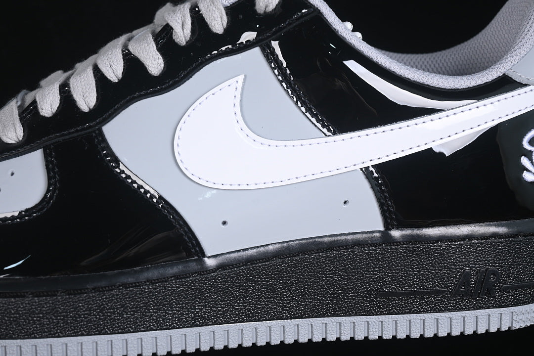 Air force 1 x Syna World