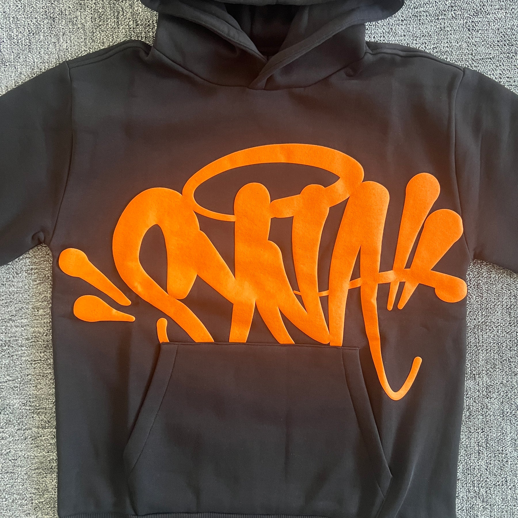 Conjunto Syna World “Syna Team“ ( Preto e Laranja )